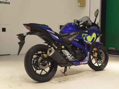Yamaha YZF-R25 2017