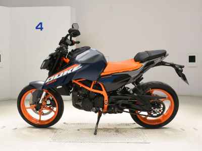 KTM 390 Duke 2024