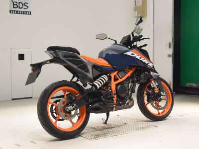 KTM 390 Duke 2024
