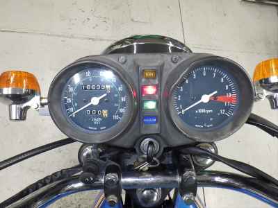 Honda CB400 2025