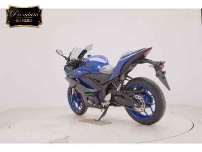 Yamaha YZF-R3 2025
