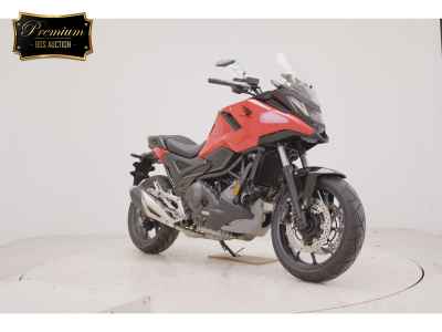 Honda NC750X DCT 2025