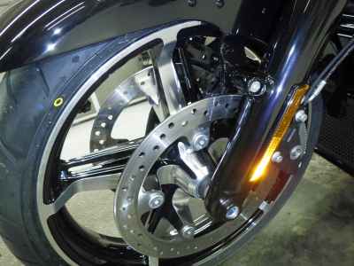 Harley-Davidson Road Glide FLTRX1920 2025