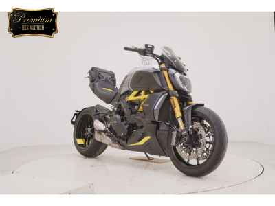Ducati Diavel 2022