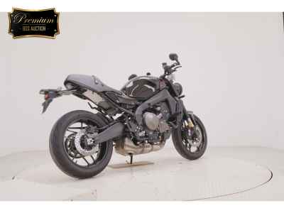 Yamaha XSR900 2025