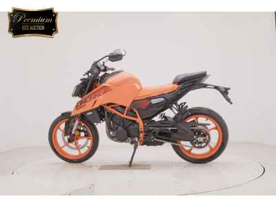 KTM 390 Duke 2025