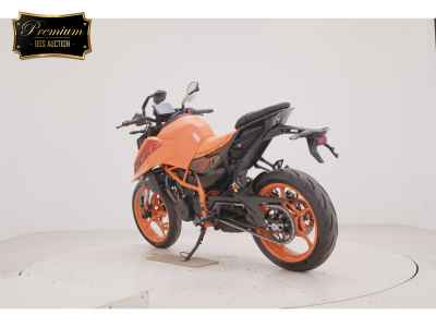 KTM 390 Duke 2025