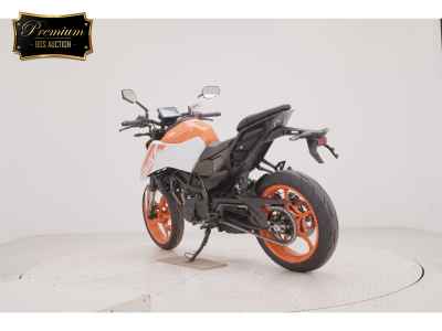 KTM 250 Duke 2024