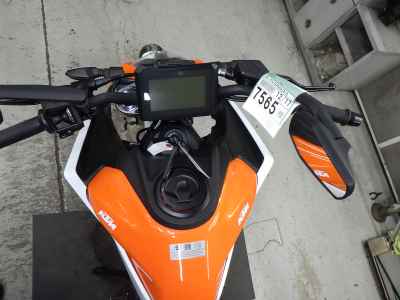 KTM 250 Duke 2024