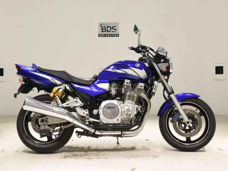 Yamaha XJR1300 2016
