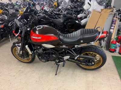 Kawasaki Z900RS 2022