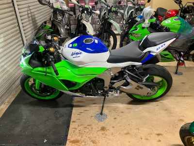 Kawasaki Ninja ZX-6R 2024