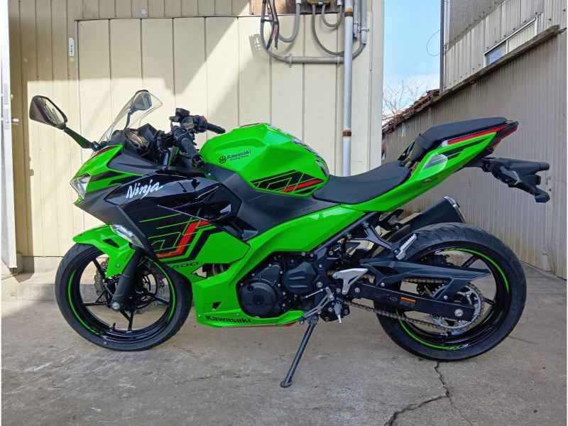Kawasaki Ninja 400 2023