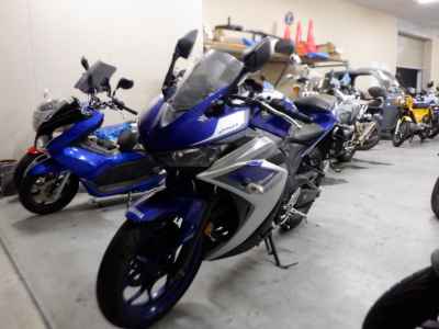 Yamaha YZF-R25 2015