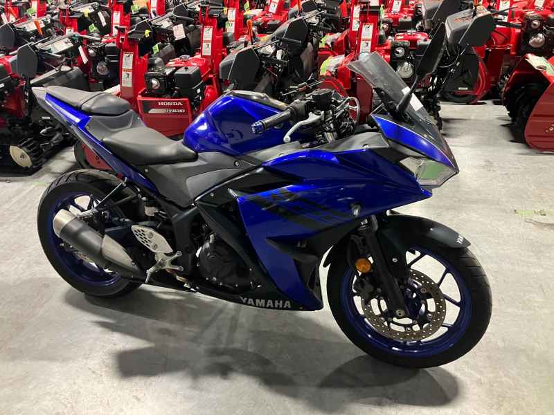 Yamaha YZF-R25 2018