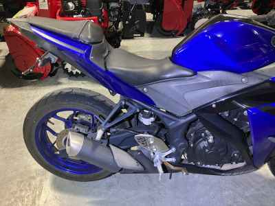 Yamaha YZF-R25 2018