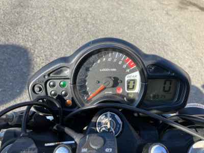 Suzuki Gladius SFV400 2012