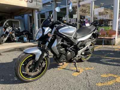 Suzuki Gladius SFV400 2012