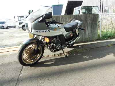 Honda CB900F 2022