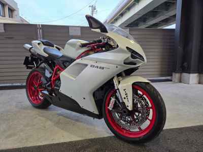 Ducati 848 2011