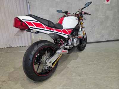 Yamaha RZ250R