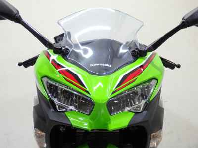 Kawasaki Ninja 400 KRT Edition 2024
