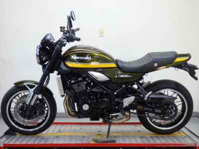 Kawasaki Z900RS 2021