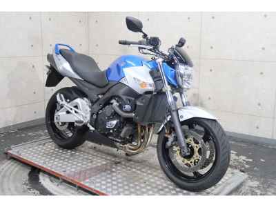 Suzuki GSR400 2009