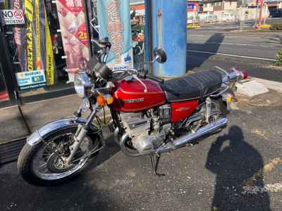 Suzuki GT550 2022