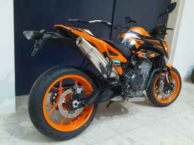 KTM 890 Duke GP 2023