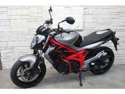 Suzuki Gladius SFV400 2015