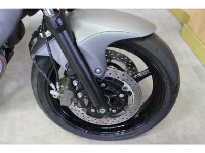 Suzuki Gladius SFV400 2015