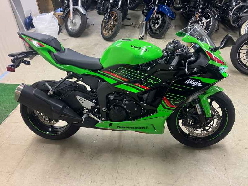 Kawasaki Ninja ZX-6R 2025
