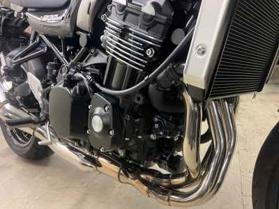 Kawasaki Z900RS 2025