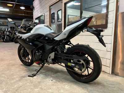 Suzuki GSX250R