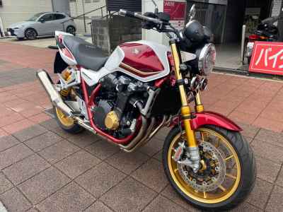 Honda CB1300SF 2023
