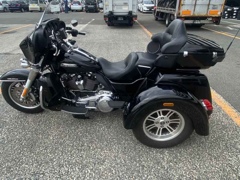 Harley-Davidson Electra Glide FLHTCU1690 Trike 2017