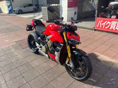 Ducati Streetfighter V4S 2023