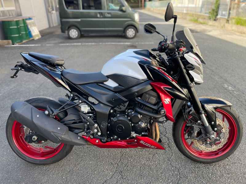 Suzuki GSX-S750 2020