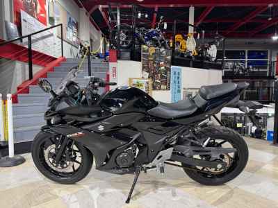 Suzuki GSX250R