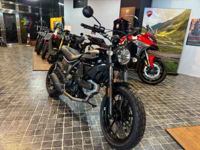 Ducati Scrambler Sixty2 2016