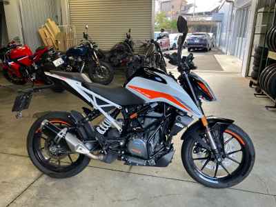KTM 390 Duke 2022