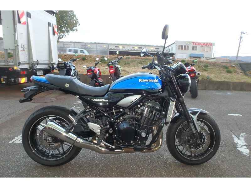 Kawasaki Z900RS 2024