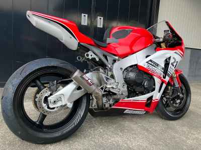 Honda CBR1000RR 2011