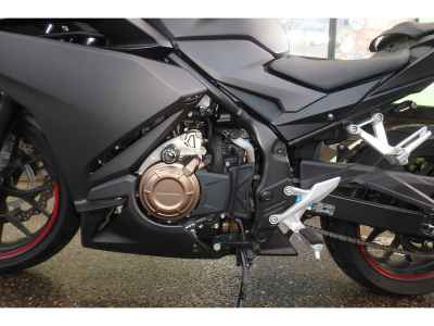 Honda CBR400R 2021