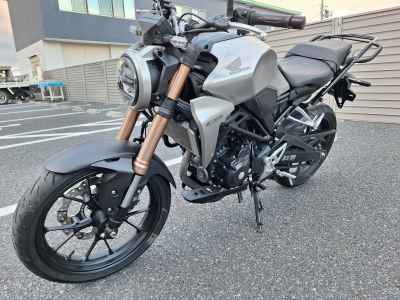 Honda CB250R 2019
