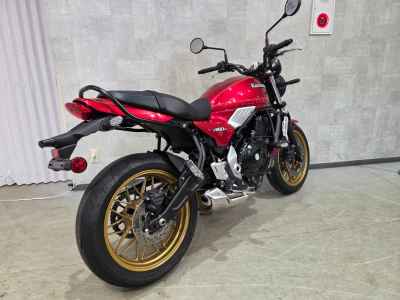 Kawasaki Z650RS 2024