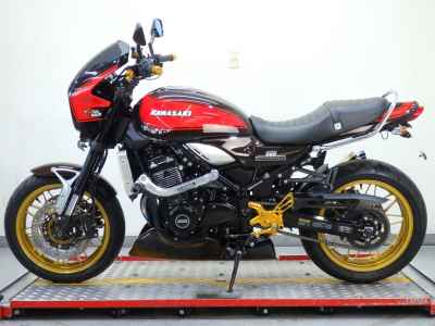 Kawasaki Z900RS 2022