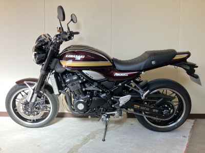 Kawasaki Z900RS 2025