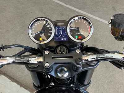 Kawasaki Z900RS 2025